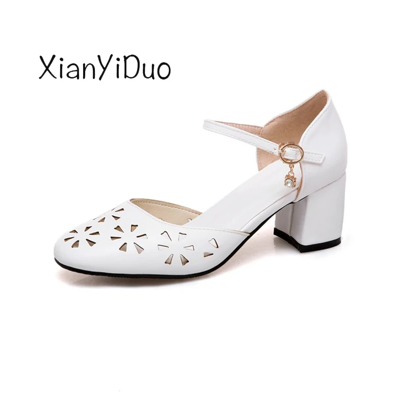 Xianyiduo/женская повседневная обувь на среднем каблуке с пряжкой украшенная