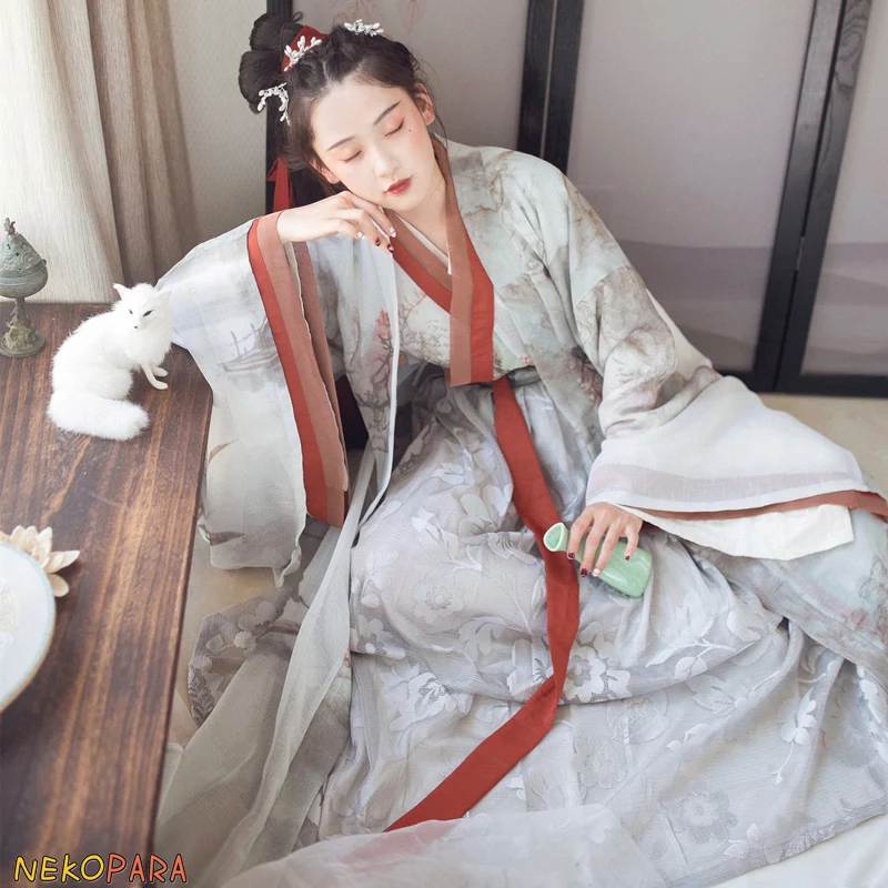 Sliver Fox -- Beautiful Women's Chinese Style Vintage Gorgerous Dress Fine Embroidery Hanfu Ruqun Dress 4Pcs Set
