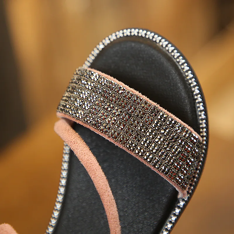 Летние сандалии для девочек детские принцессы со стразами модная обувь