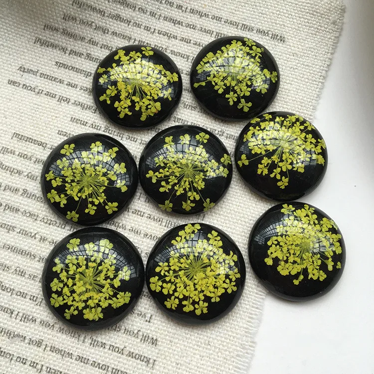 

40pcs/lot color Dried flowers core decoration geometry rounds shape resin flatback beads diy jewelry earring/garment accessory