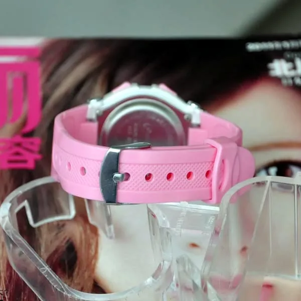 Модные цифровые часы спортивные с будильником секундомером Мультяшные 30 м