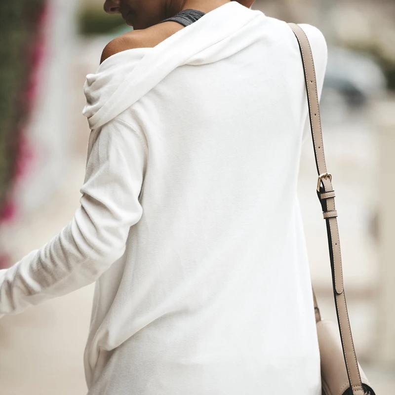 Женский свитер с кисточками и асимметричным подолом кардиган весна-осень 2018