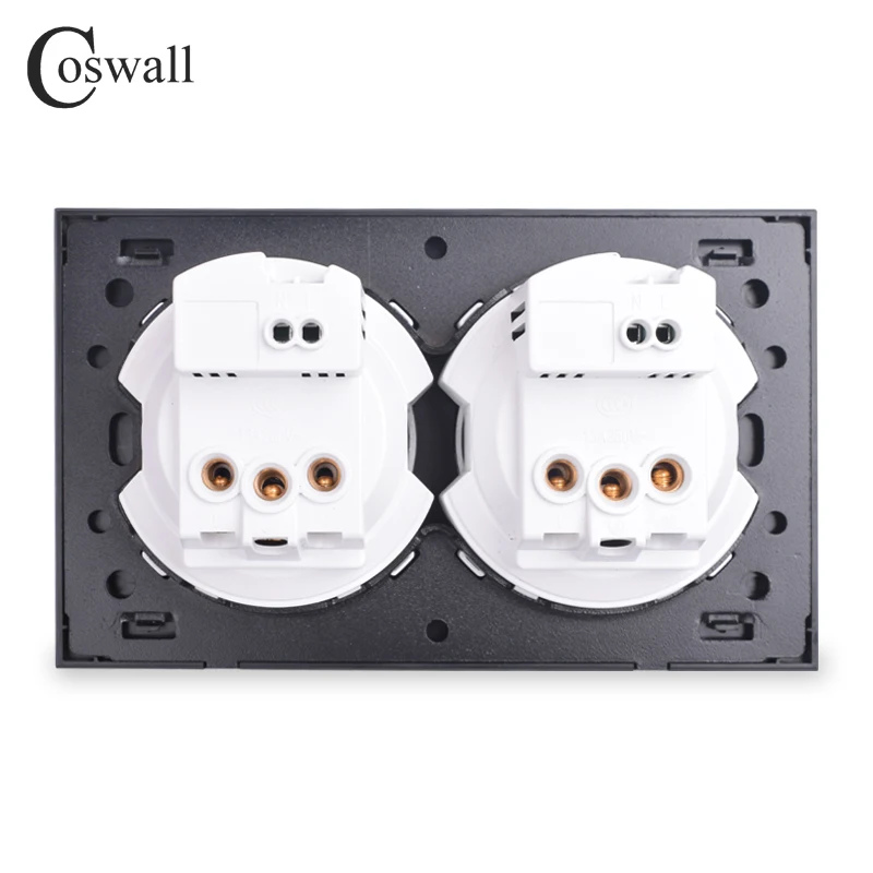 Штепсельная розетка Coswall стандарт Великобритании с двумя портами USB для быстрой