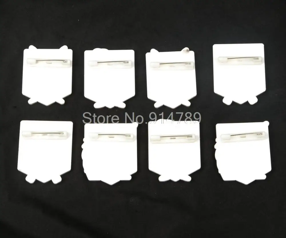 

ATTACK ON TITAN SHINGEKI NO KYOJIN BADGES SCOUTING LEGION 8 TROOPS PINS BUTTONS-34283