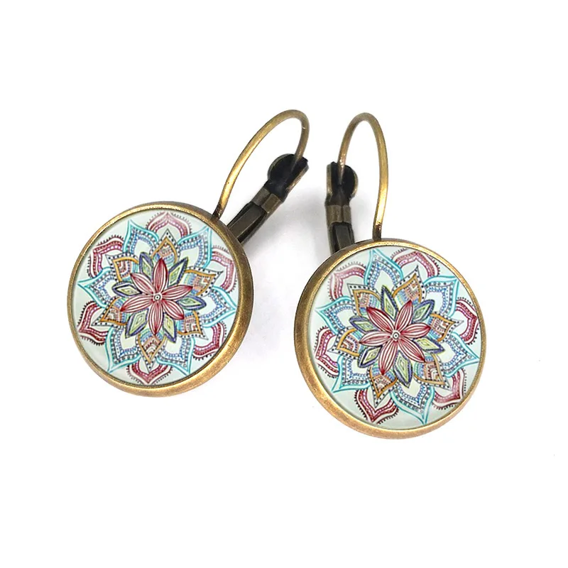 Новинка 2020 Женские Ювелирные украшения стеклянные серьги для женщин значок Ом