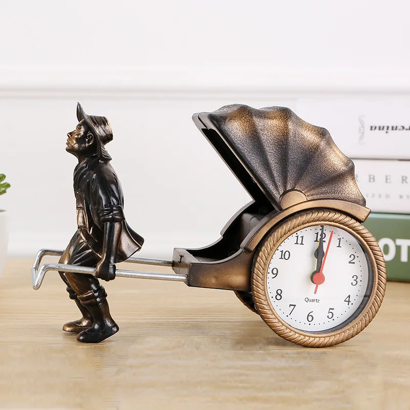 Creative ornaments retro man-pulled rickshaws clock Desktop bedside pointer type alarm plastic crafts for bedroom | Дом и сад