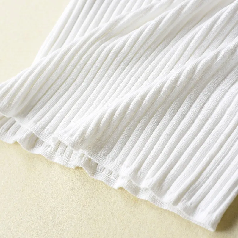 

BELIARST 18 Spring and Summer New Hollow Short-Sleeved Woman Half High Round Neck Pullover Fashion Slim Knitted Shirt