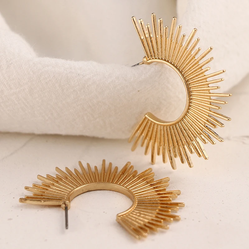 YMYW персонализированные винтажные необычные серьги-гвоздики из золотистого