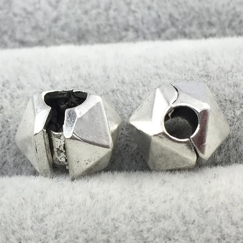 Шарм зажим с четырьмя размерами в космосе Европейские Бусины подходят для