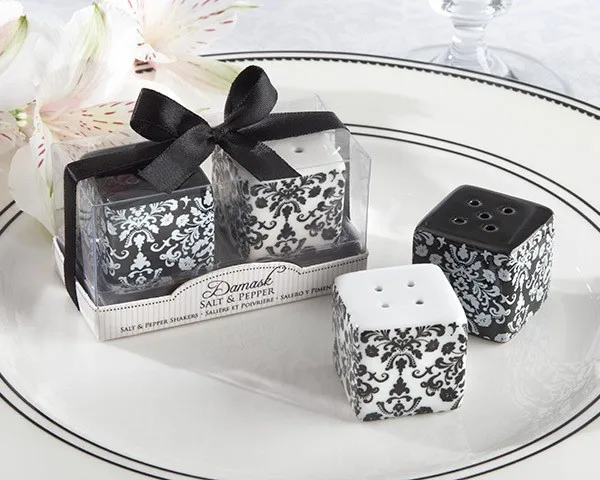 

wedding favor gift and giveaways-Damask Ceramic Salt and Pepper Shakers bridal shower party souvenir 300pcs = 150boxes/lot