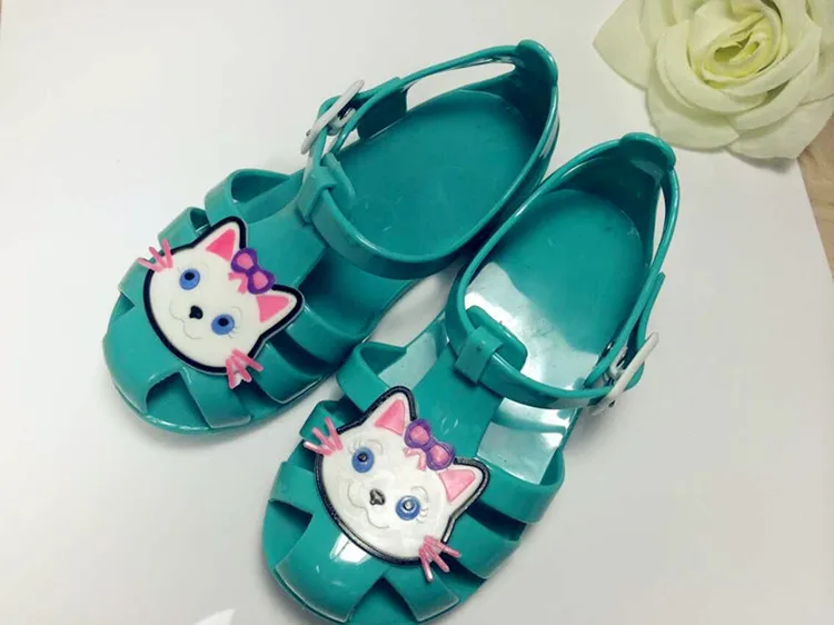 Сандалии с прорезями для маленьких мальчиков водонепроницаемая мягкая