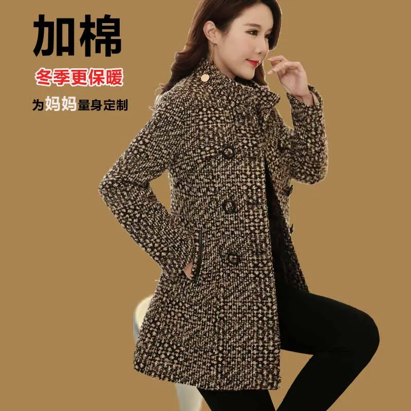 Middle and long middle-aged women's woolen coat autumn winter new large size thick plaid stand collar wool TB190216 | Женская одежда