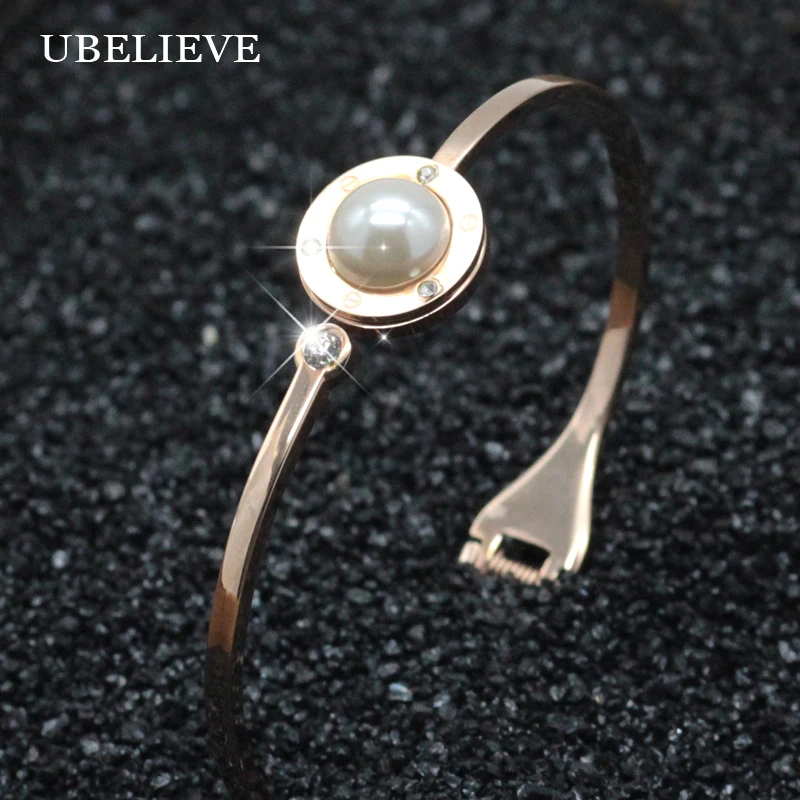 

UBELIEVE Retro Simple Brand Design Pearl Bracelet Rose Gold Color Stainless Steel Round Shell Bangles Fashion Jewelry For Women