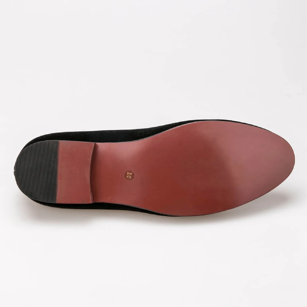 

High-end velvet embroidered men's shoes European version men shoes