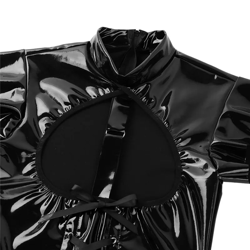 Женское цельнокроеное телесное боди с высоким воротником и рукавом