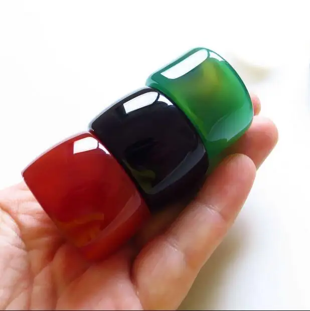 Натуральный красный агат прямой палец зеленый черный и белый желтый кольцо