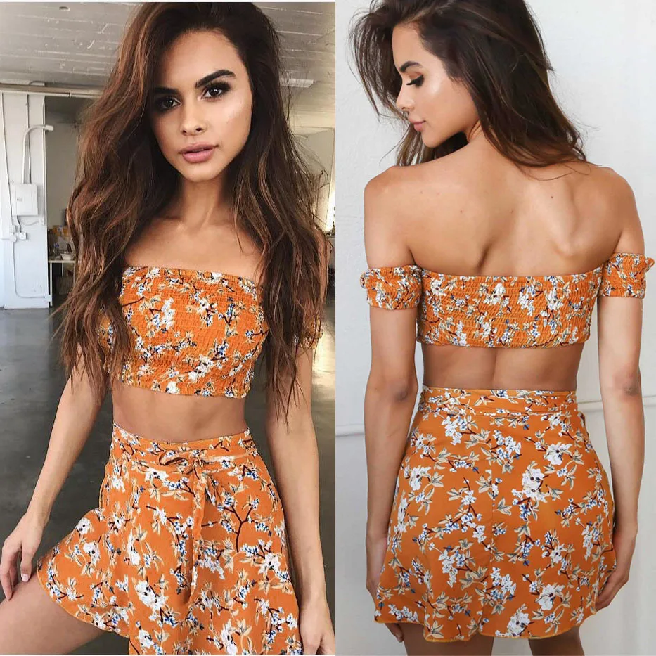 Женское летнее модное мини платье с открытыми плечами 2 предмета коротким