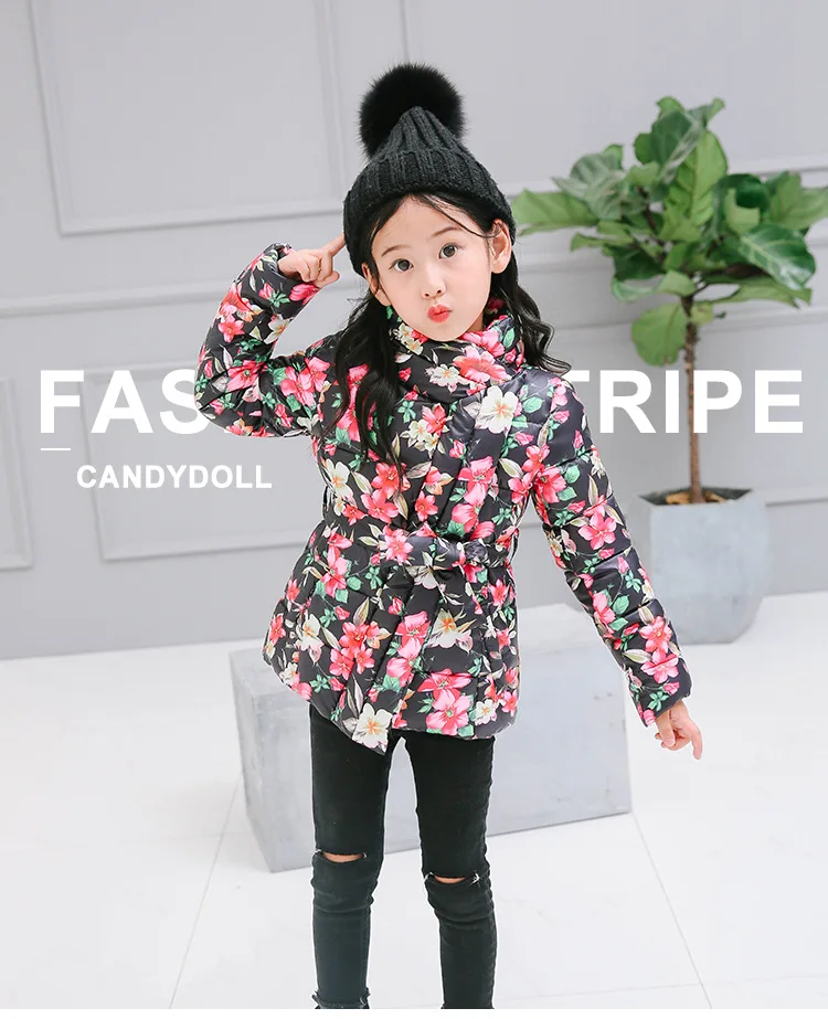 

Winter new girl print thick warm cotton jacket Slim short zipper children cotton coat comfortable sweet cute cotton suit