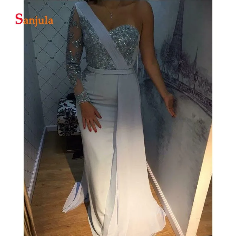 Женское вечернее платье на одно плечо с длинным рукавом и аппликацией из бисера