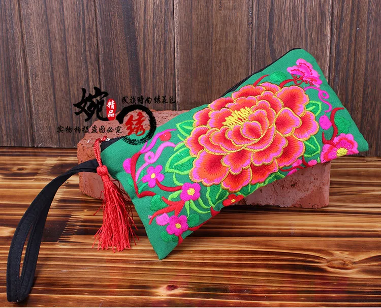 Бесплатная доставка! вышитый кошелек для монет Женская сумочка Национальный