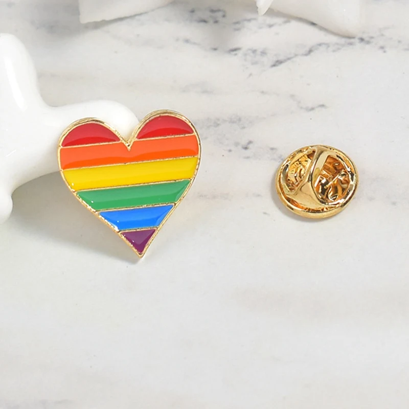 Женская Брошь бутоньерка в радужную полоску виде сердца|Броши| |