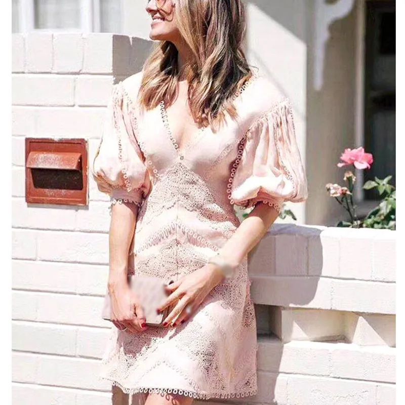

2019 Fashion Spring and Summer Holiday Dress Retro Court Style Puff Sleeve Lace V-neck Open Back Short-sleeved Dress Women