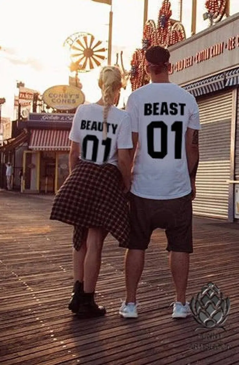 

Skuggnas Beauty Beast 01 Couple's T-shirt Beauty Beast t shirts Short Sleeve Fashion 90s aesthetic Matching Clothing Drop ship