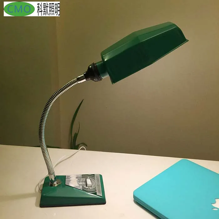 Ретро ностальгическая Винтажная настольная лампа для фильмов зеленый абажур и