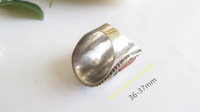 R016 тибетские кольца Непальские винтажные большие кольца медные инкрустированные Имитация жимолости Большие размеры для мужчин