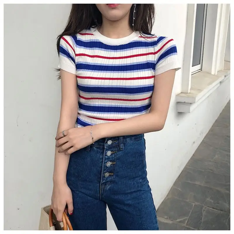 Классическая Летняя женская футболка в синюю и белую полоску стиле ретро с