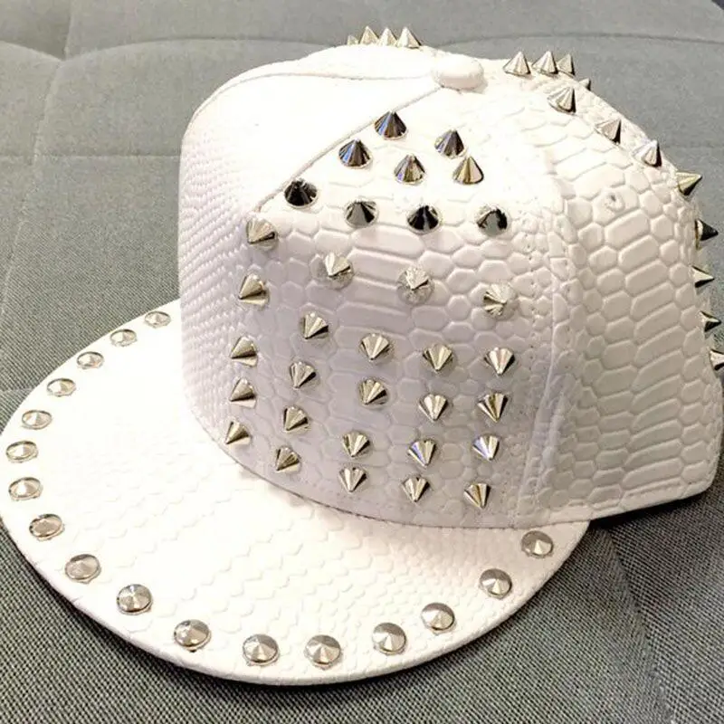 Шипами заклепки ногтей ручной работы змеиной кожи роскошные брендовые Snapback для женщин мужчин белый черный новинка бейсболка Шляпы - Цвет: 11