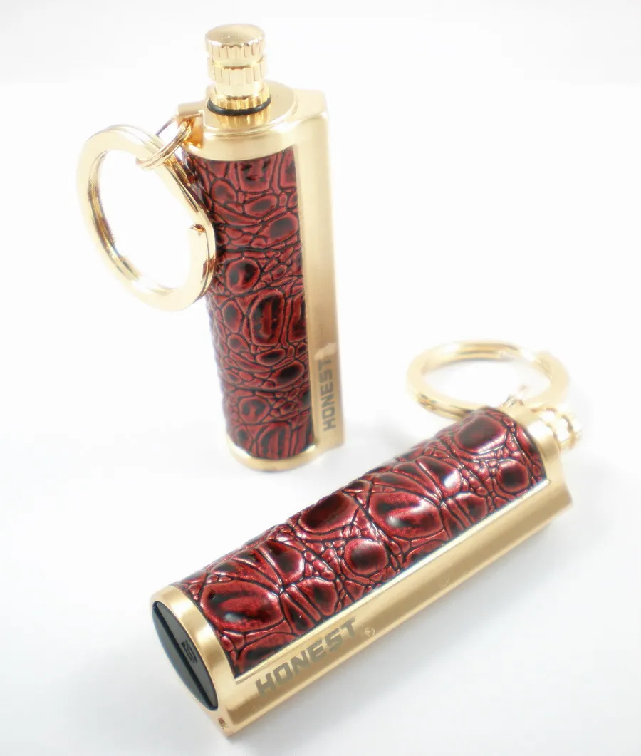 Новинка бесплатная доставка 3 шт./лот металлическая зажигалка с красной кожей