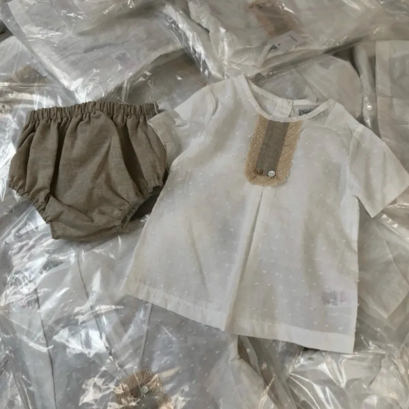 Комплект детской одежды из 2 предметов красивая рубашка и штаны для девочек лето