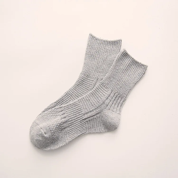 Новый 2017 В Трубке Носки Для Женщин Классические Шерстяные Девушки Цветастые