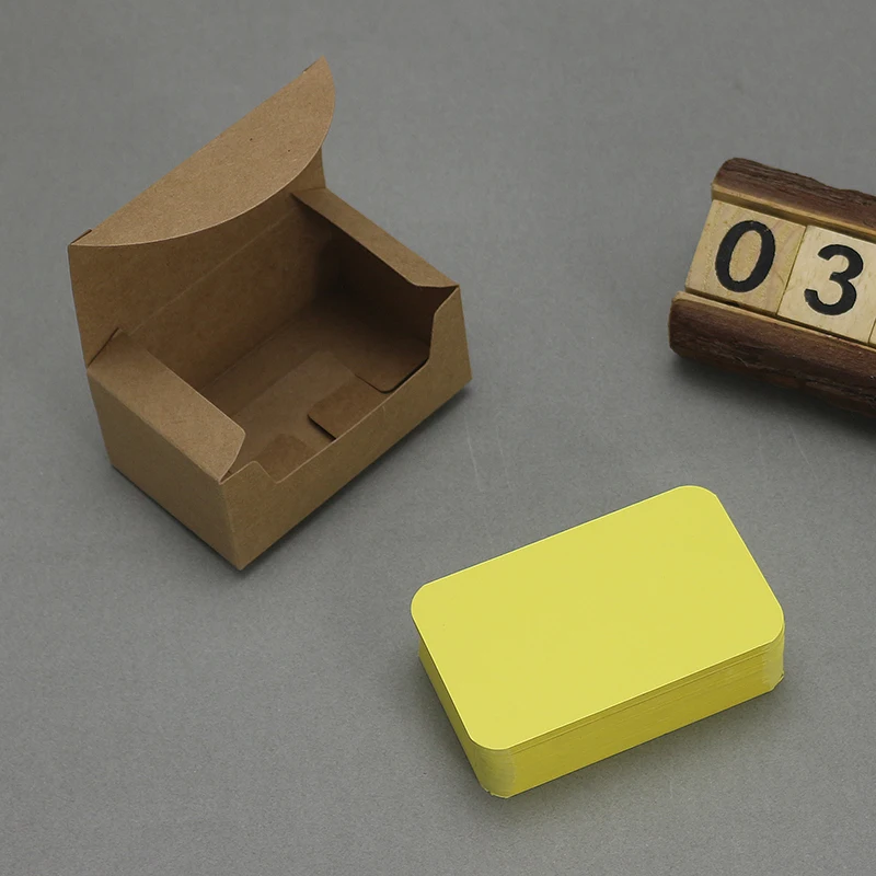 yellow color 200 шт./лот Размер: 9 см x 5,5 см крафт-бумага пустая маленькая карта сообщение заметки карта картонная открытка слово граффити - Цвет: yellow color