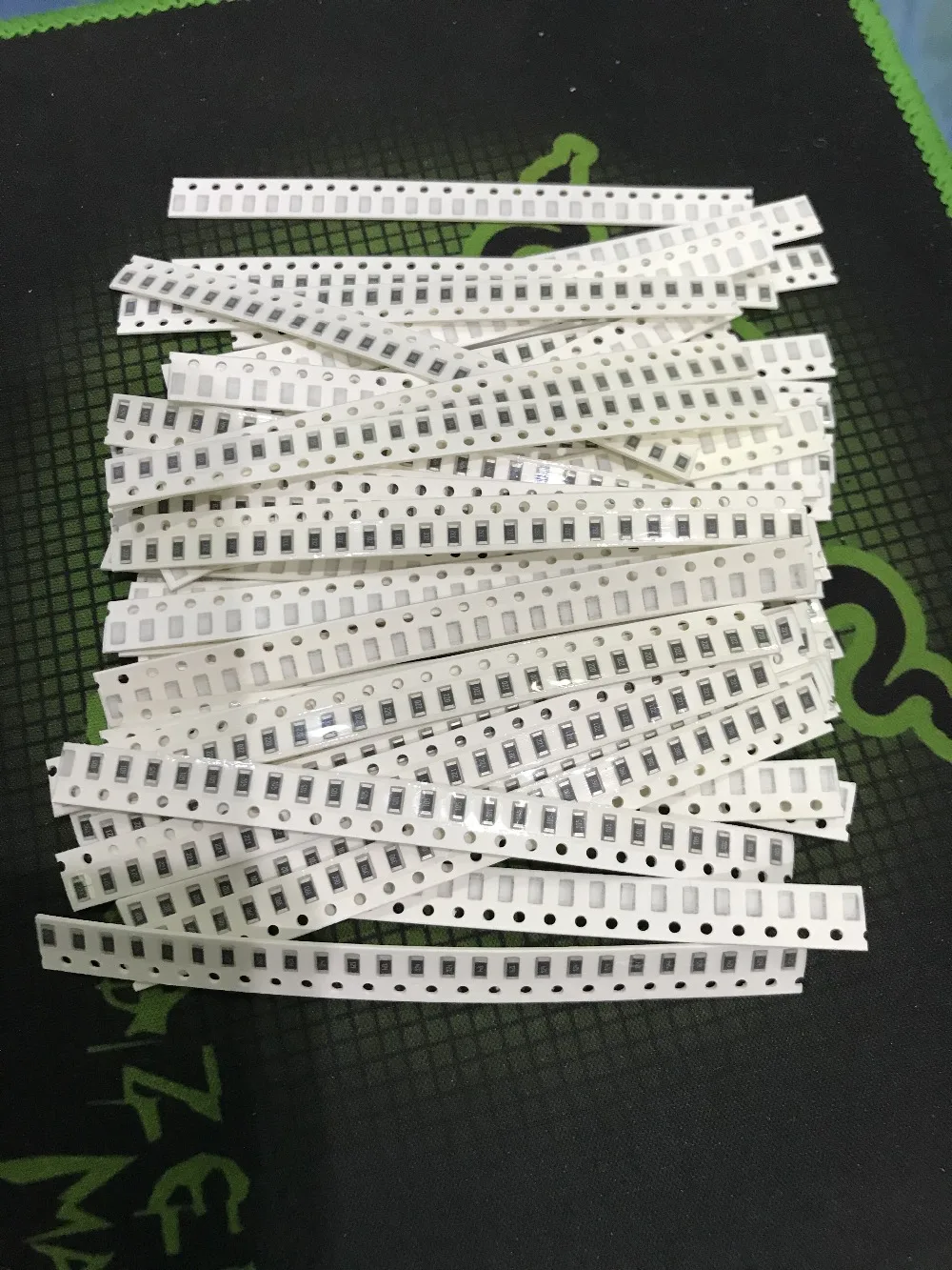 1250 шт. 50 значений 1206 SMD комплект резисторов (0R ~ 10MR) 5% 100% новый и оригинальный|capacitor