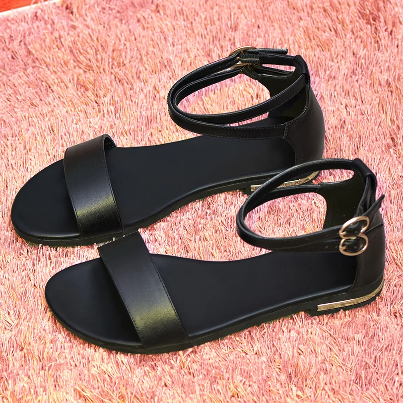 Женские босоножки из натуральной коровьей кожи на плоской подошве с ремешком