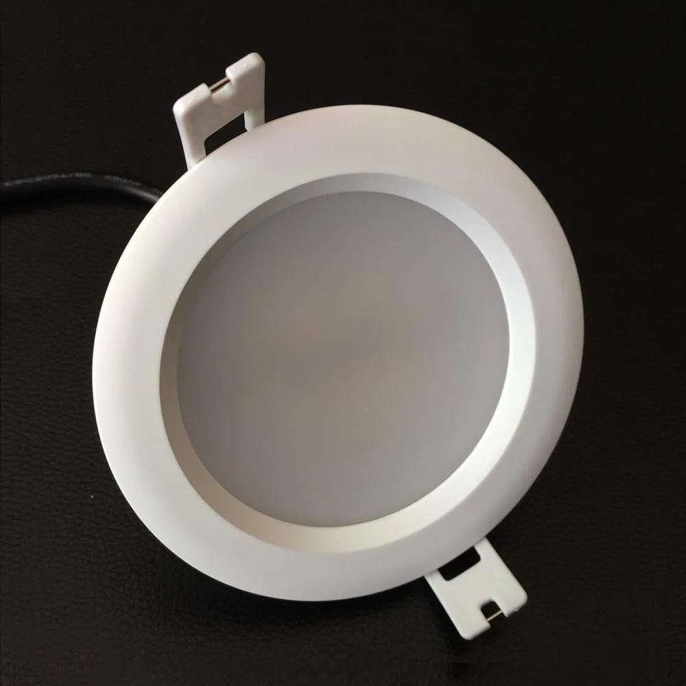 Светодиодный потолочный светильник для ванной комнаты 8 Вт с регулируемой