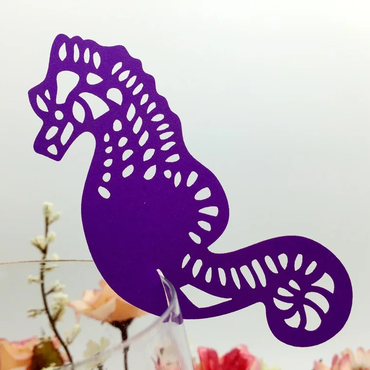 Карта для красного вина в форме гиппокампа лазерная гравировка|decorate round coffee