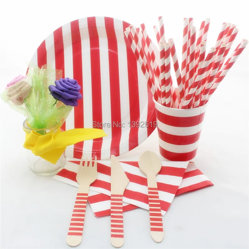 Kaufen Heißer Verkauf 100 Sets Rot Farbe Partei Geschirr Sets Chevron Polka Dot Gestreiften Papier Stroh Tasse Platte Serviette Löffel Gabel Messer