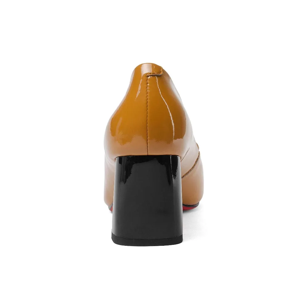 

2021 fashion cow leather shallow square heel big size women pumps slip on elegant wedding office lady party metal sexy shoes L49