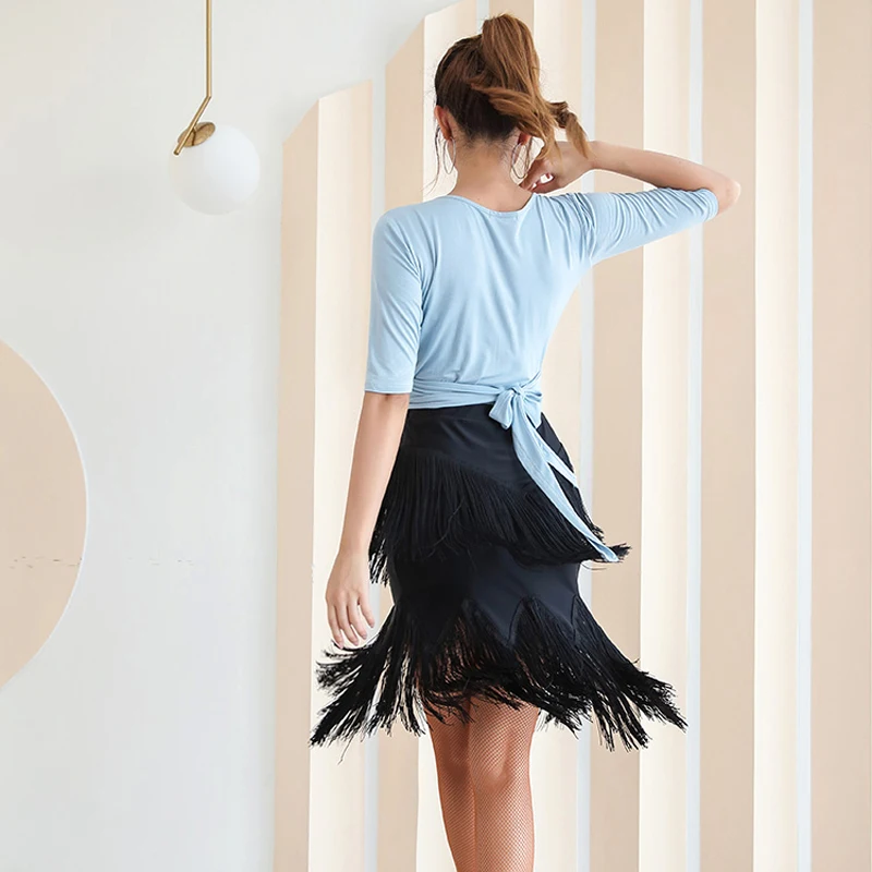 

Women Latin Dance Belly Dance Costume V Neck Top Fringe Skirt Bellydance Dress Dancing Clothes Tango Club Party Dancer Singer