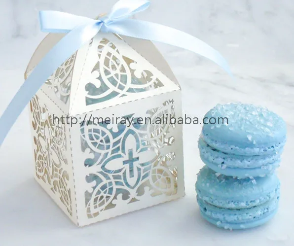 

laser cut gifts bag , cross wedding favours and souvenirs from china manufacturer
