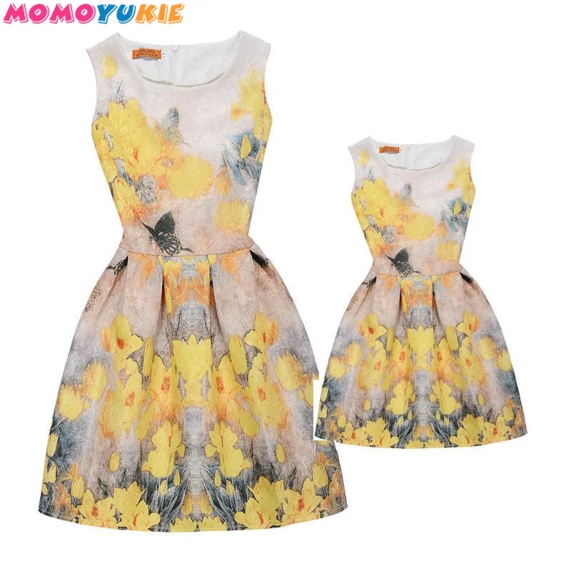 

Mama Mother Daughter Dress 2018 Summer girls Beach clothing flower Print Bohemia Style for Mom Daughter Family Matching Outfits