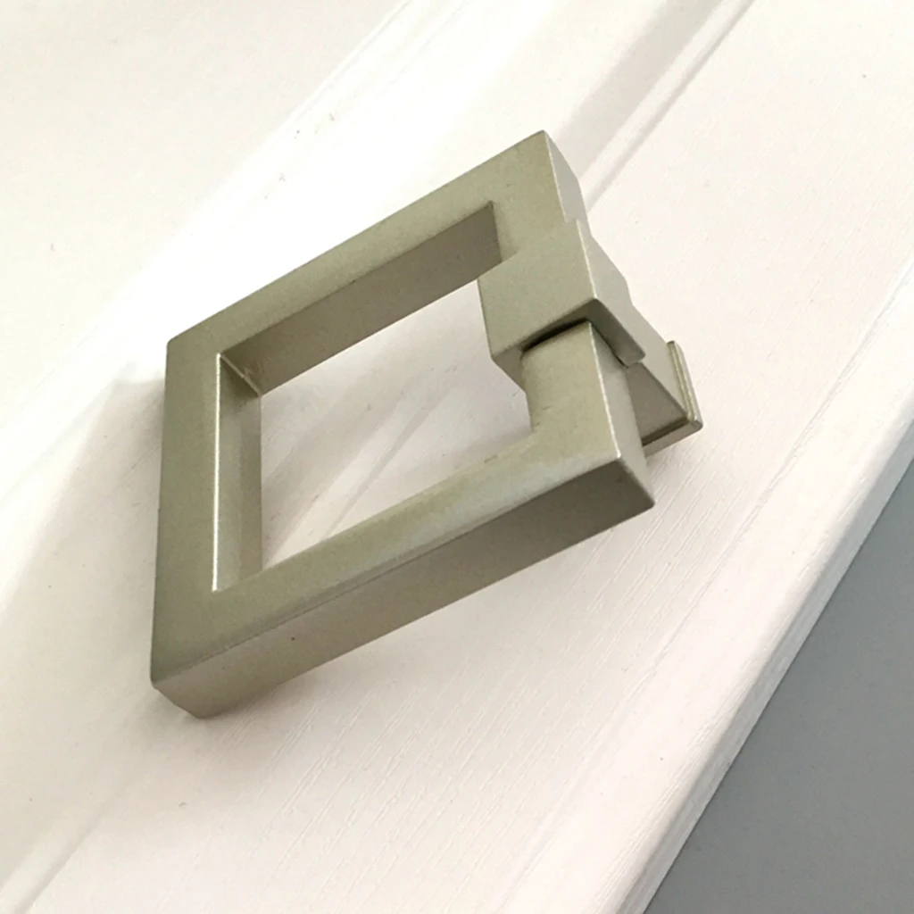 Твердое кольцо тянет отполированное вручную квадратное для дверей шкафа
