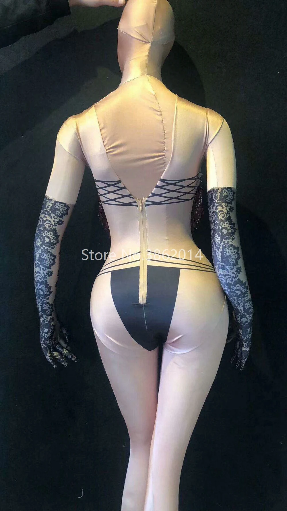 Сексуальный красный облегающий стрейчевый боди со стразами и цветочным принтом