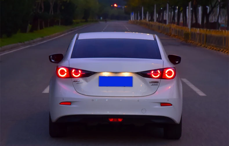 Светодиодные полосы задние лампы для Mazda 3 Axela фонари 2014 2018 темно черный корпус