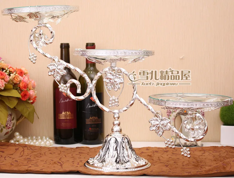 Европейская мода лоза фрукты тарелка три слоя торт компот роскошные свадебные