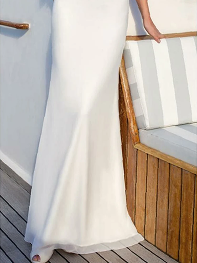 Женское вечернее платье Белое Облегающее с кружевной шалью и треугольным