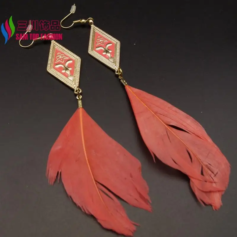 2016 Новое прибытие Мода уникальный Красный Перья Эмаль Geometrial Заявление Болтаются